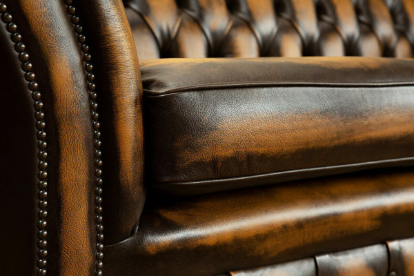 Elegant Chesterfield Brown Three Seater Luxury Upholstery Couches Designer Sofas