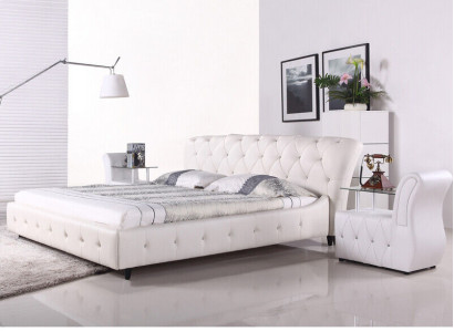 White Upholstered Designer Chesterfield Bed Bedroom Textile Furniture