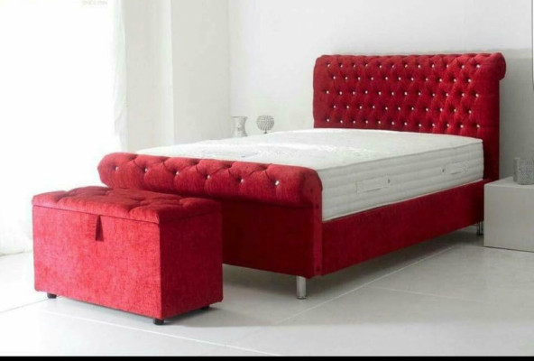 Chesterfield Hotel Double Leather Bed Bedroom Upholstery Luxury Beds 200x200cm
