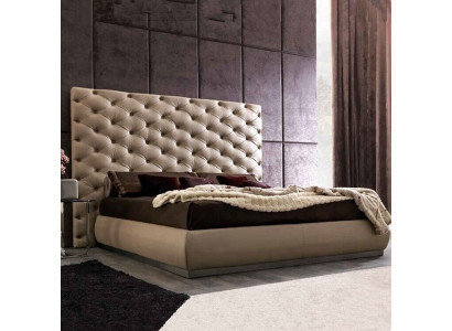 Beige Wall Panel Chesterfield Luxury Bed Designer Double Beds
