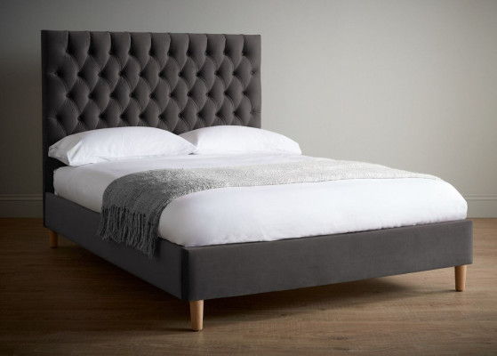 Bed Chesterfield Upholstered bed Luxury Double Bedroom Design Bed Beds