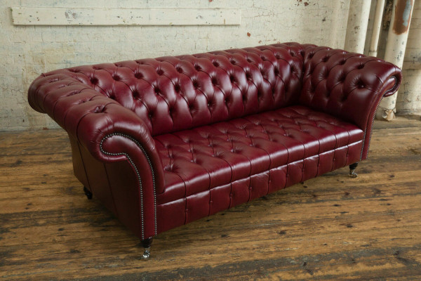 Red Chesterfield three-seater designer 3-seater sofa luxury couch
