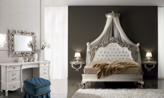 Bedroom Complete Set Royal Baroque Bed Dressing table Bedside table 6 pieces.