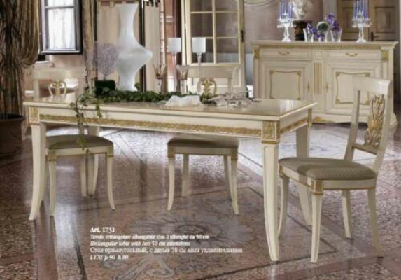 Classic r Dining table Table Solid wood Dining room Suite + 4x Chair Set Chairs Baroque
