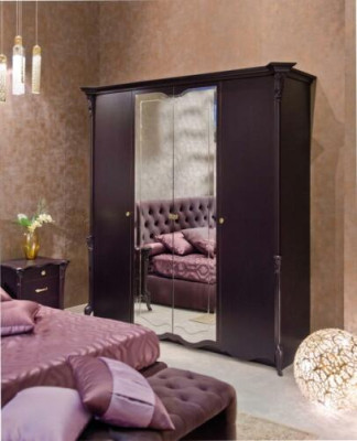 Beautiful wardrobe with mirrored doors in an elegant Italian design