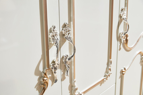 Wardrobe White Elegant Bedroom Design Classic Furniture Luxury