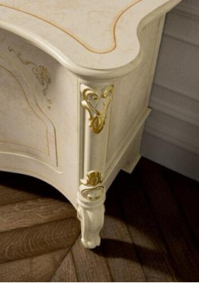 Classic r TV Wardrobe and Frame made from natural wood in Classic n style