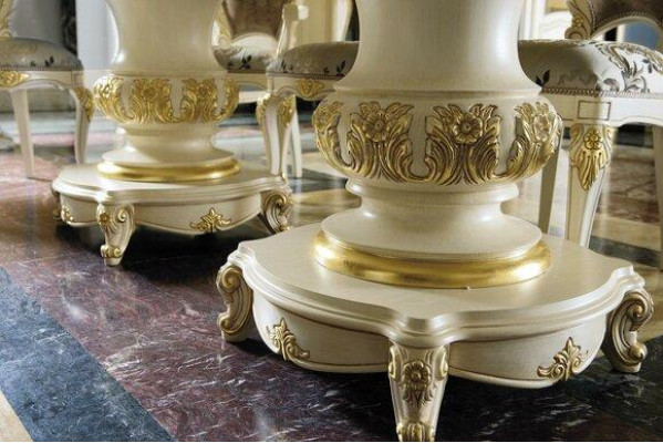 Luxury Round Table Solid Wood Italy Dining room Tables Round Furniture Dining table new