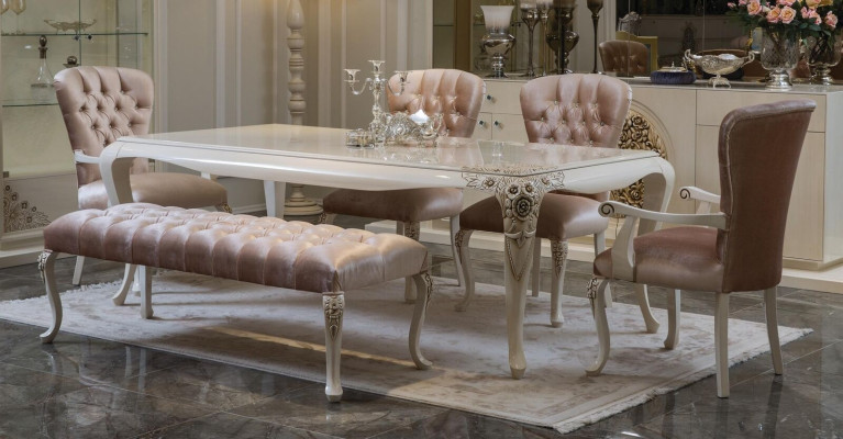 Classic s Dining room furniture set in soft pink in natural wood